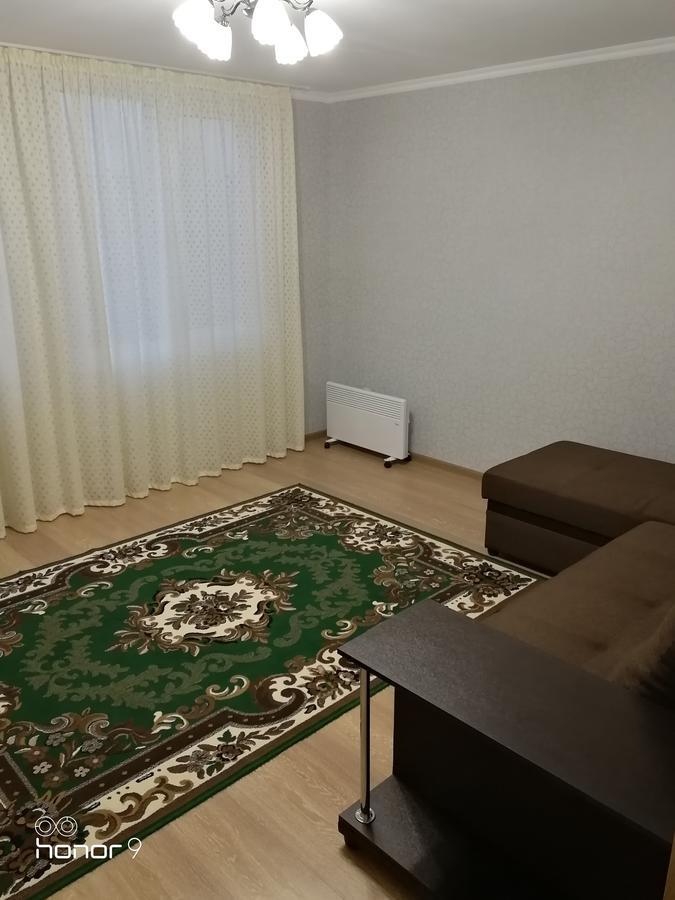 Домик По Ул.Званба Suhumi Exterior foto